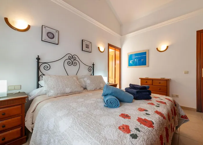 Utopia, 4 Bedrooms, Heated Pool & Complete Privacy Willa *