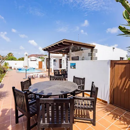 Utopia, 4 Bedrooms, Heated Pool & Complete Privacy